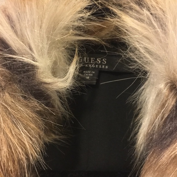 NWT Guess LA Kielo Faux Fur Vest - Picture 7 of 8